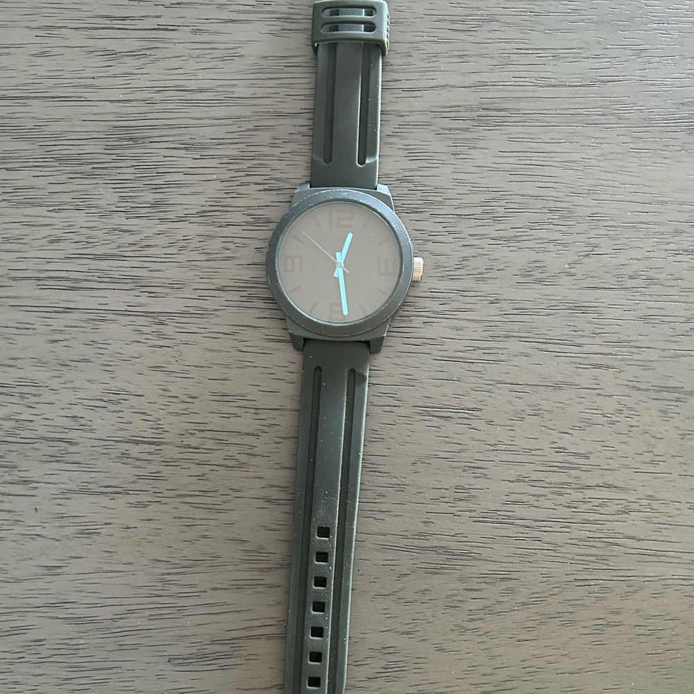 Men’s Kenneth Cole watch
